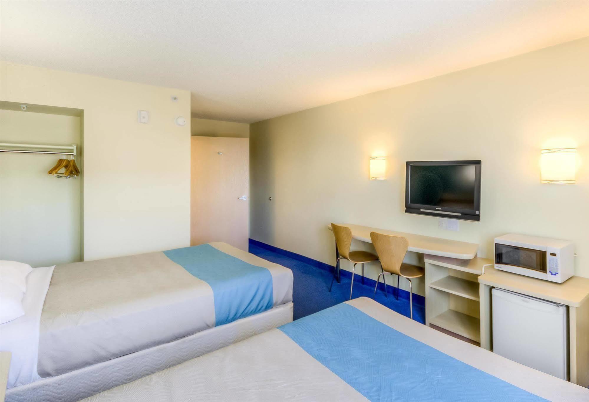 Motel 6-Estevan, Sk المظهر الخارجي الصورة