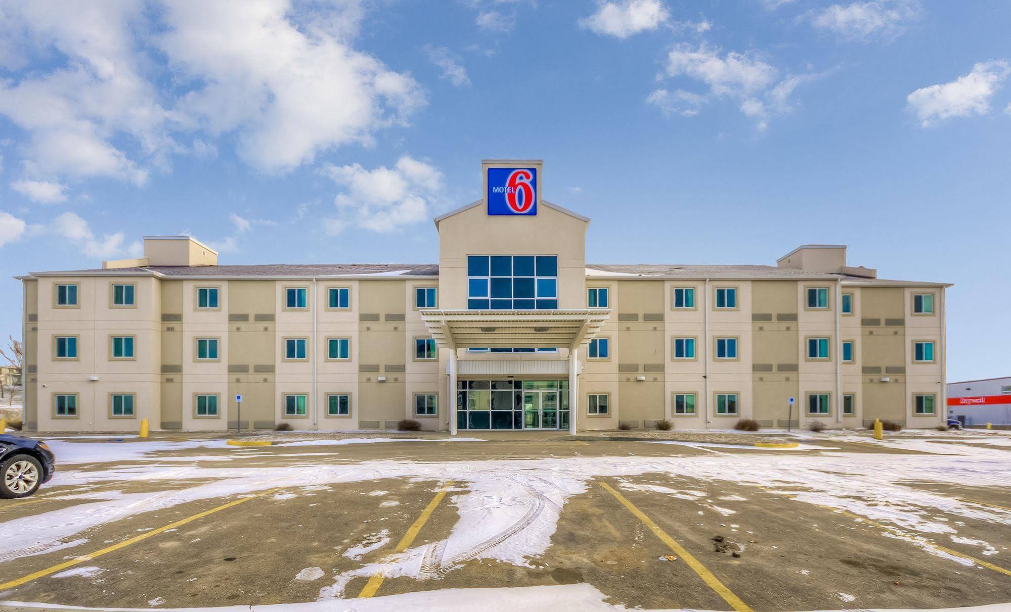 Motel 6-Estevan, Sk المظهر الخارجي الصورة